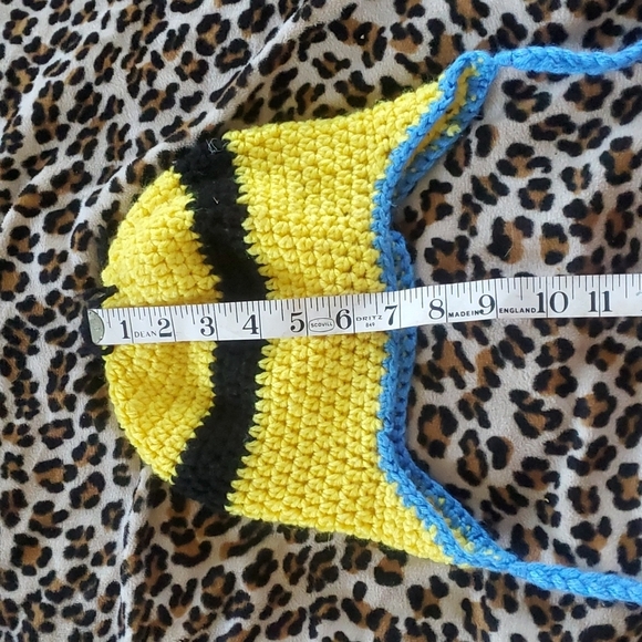 2 Minion beanies - Picture 5 of 7